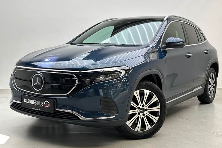 Blå Mercedes EQA 350 fra 2021
