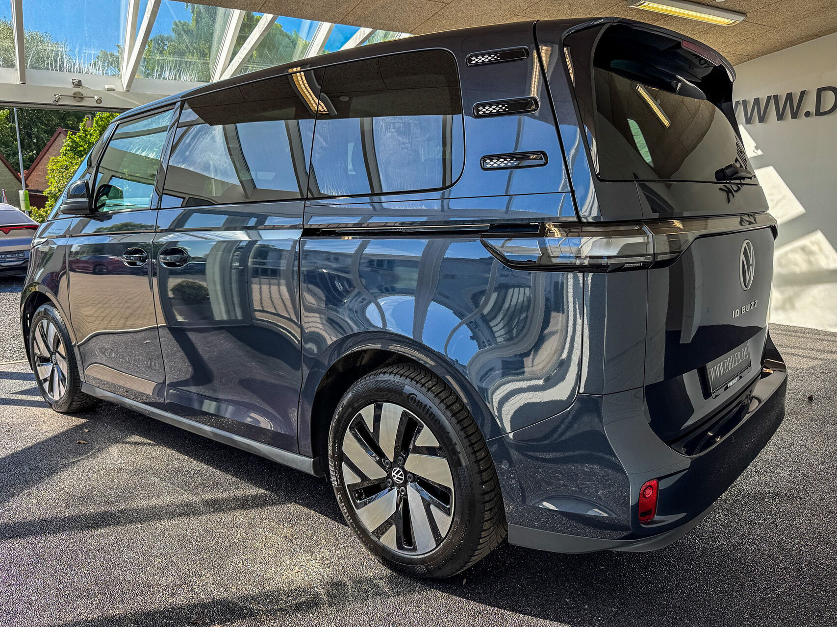 Blå VW ID.Buzz fra 2025