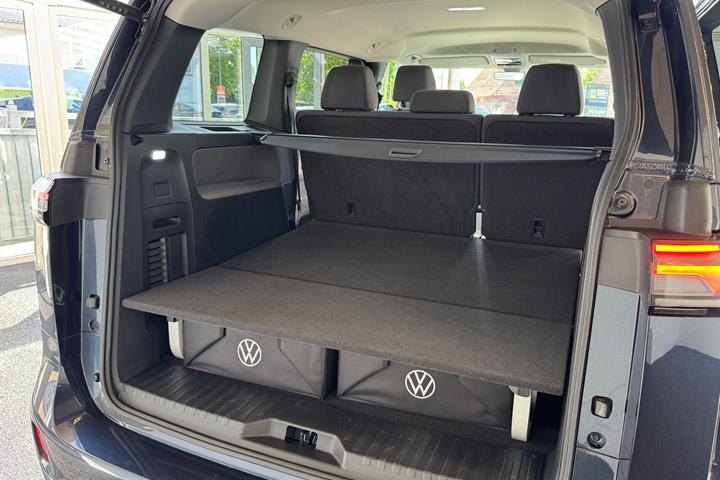 Blå VW ID.Buzz fra 2025