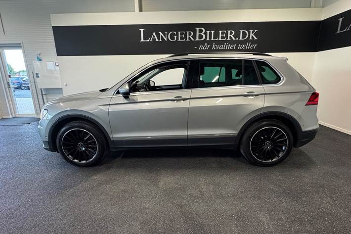 Beige VW Tiguan fra 2017