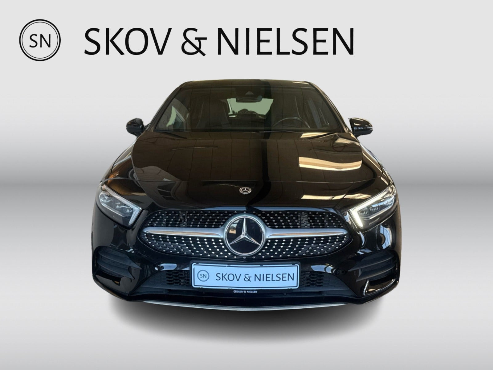 Sort Mercedes A180 d fra 2019
