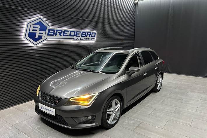 Grå Seat Leon fra 2014