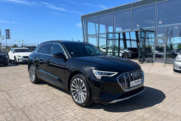 Sort Audi e-tron fra 2023