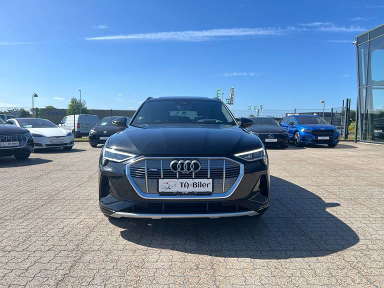 Audi e-tron 55 S-line quattro