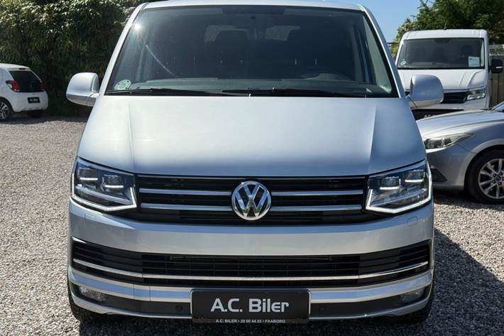 Sølv VW Transporter fra 2016