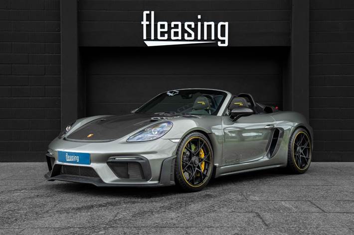 Grå Porsche 718 Spyder RS fra 2024