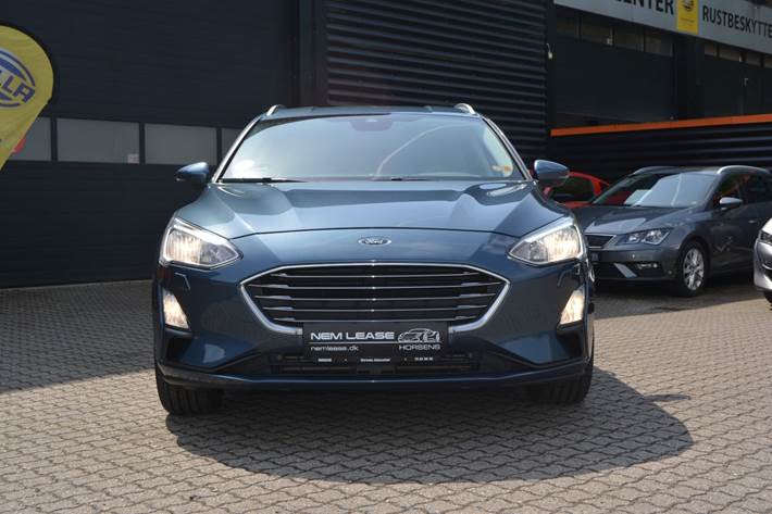Blå Ford Focus fra 2019