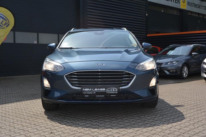 Blå Ford Focus fra 2019