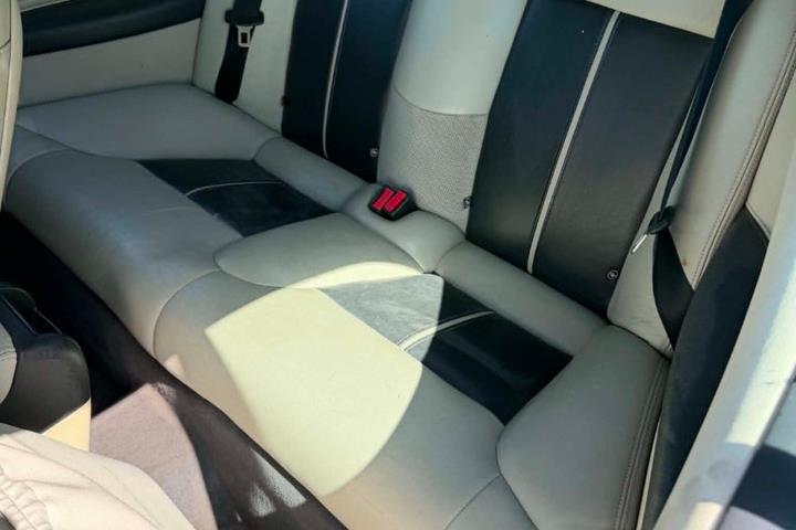 Sort Saab 9-3 fra 2005