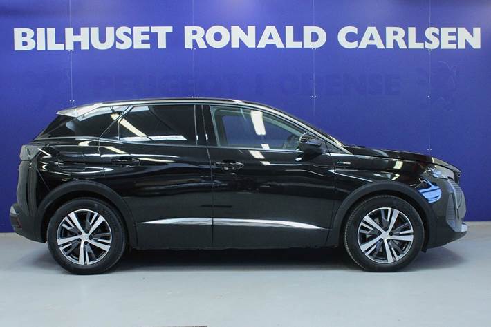 Sort Peugeot 3008 fra 2022