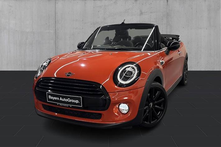 Orange Mini Cooper fra 2019 set udefra