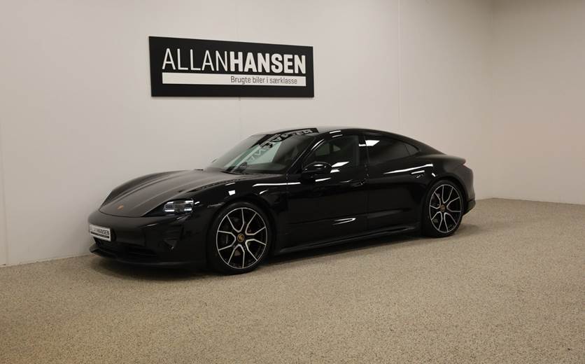 Porsche Taycan Performance+