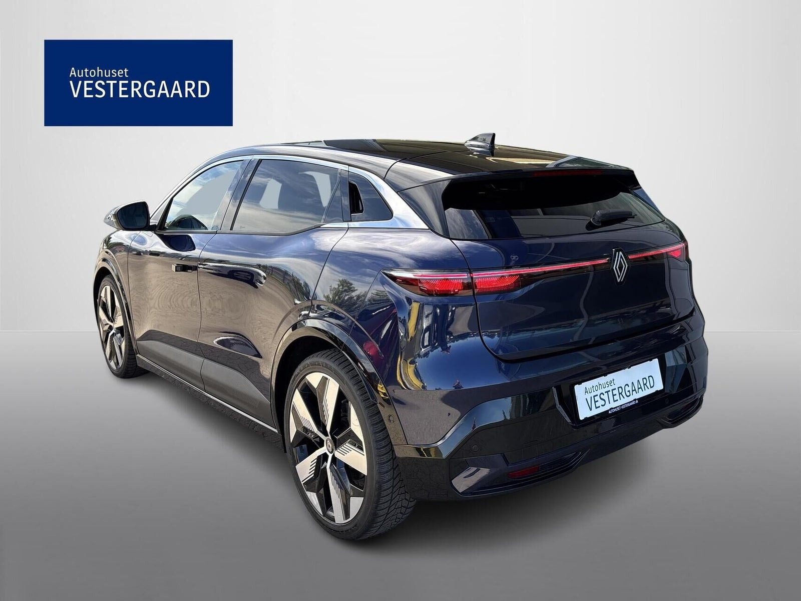 Blå Renault Megane E-Tech fra 2022