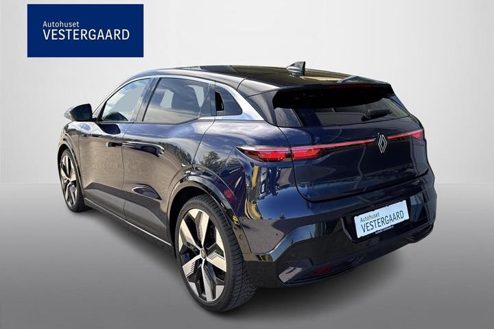 Blå Renault Megane E-Tech fra 2022