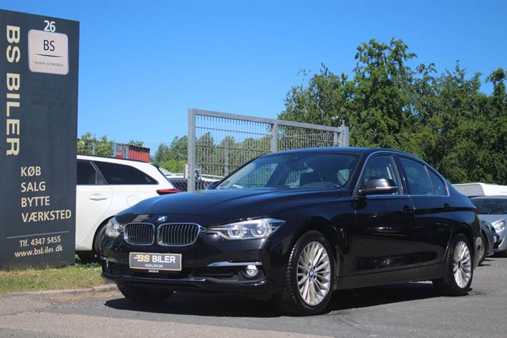 Sort BMW 320d fra 2016 set udefra
