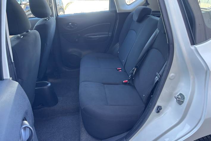 Hvid Nissan Note fra 2014
