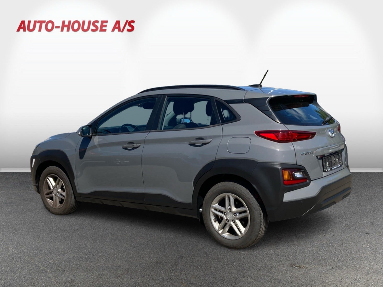 Grå Hyundai Kona fra 2020