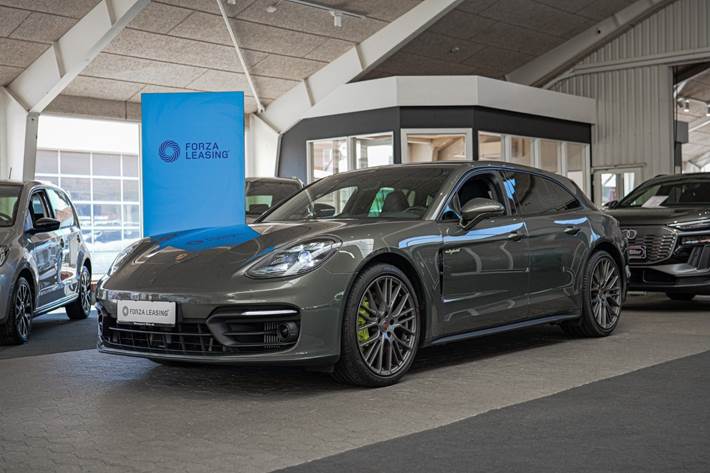 Grøn Porsche Panamera 4 fra 2021