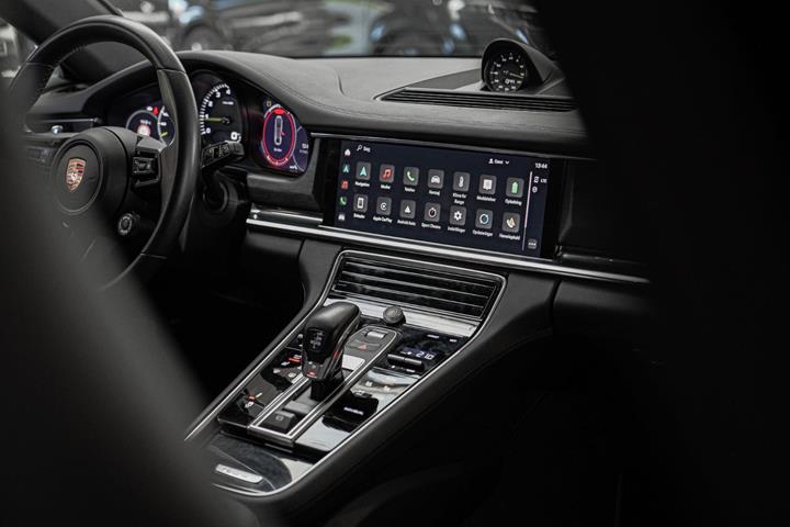 Grøn Porsche Panamera 4 fra 2021