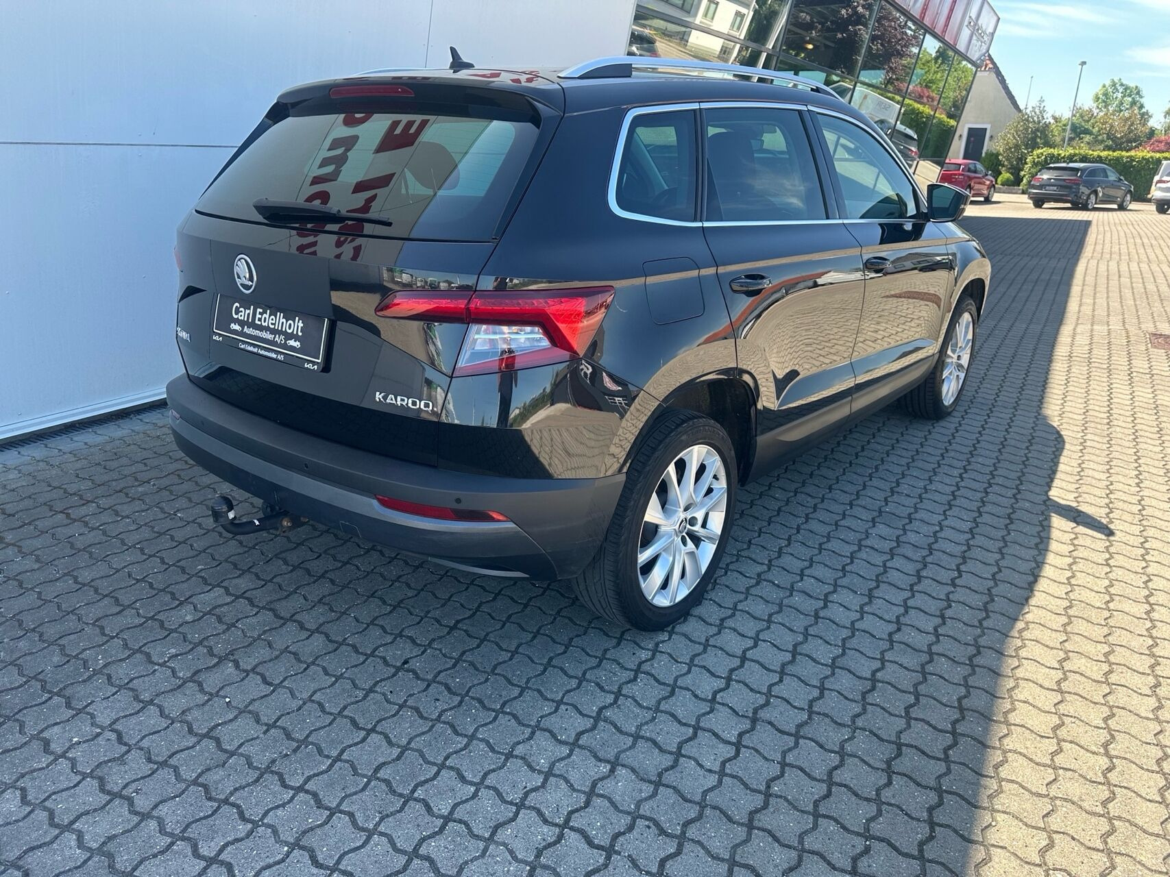 Sort Skoda Karoq fra 2019