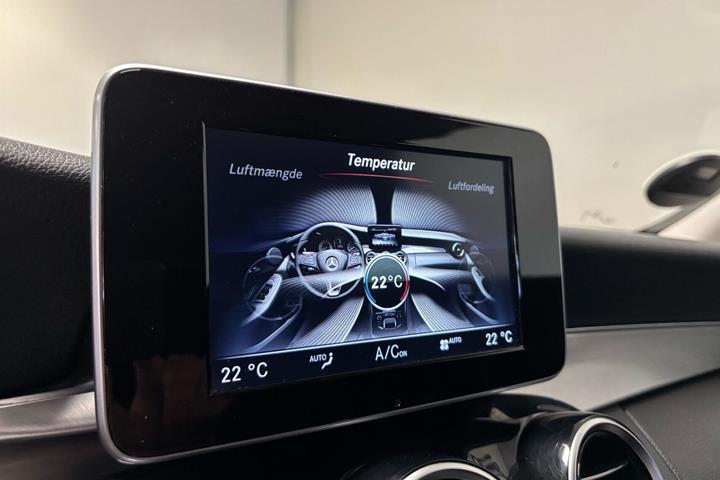 Sort Mercedes C200 fra 2015