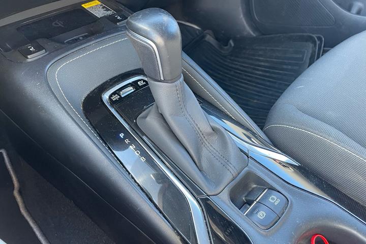Bronze Toyota Corolla fra 2019