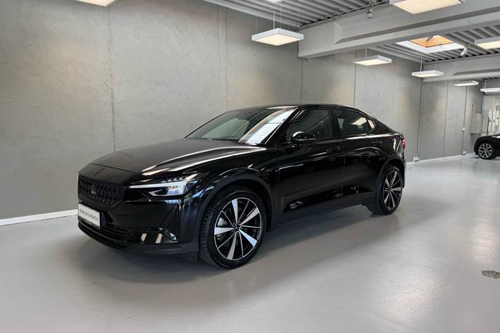 Sort Polestar 2 fra 2023