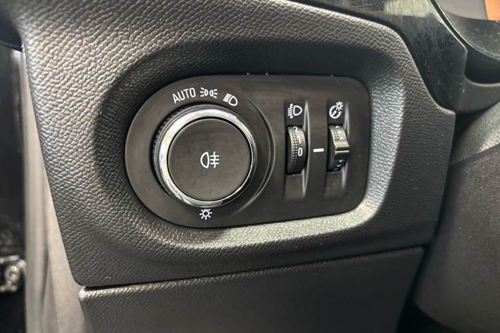 Sort Opel Corsa-e fra 2023