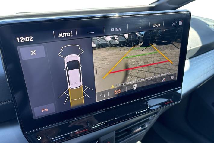 Grå Cupra Born fra 2023