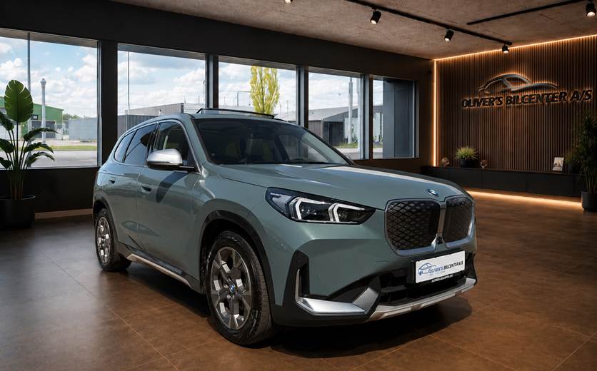 BMW iX1 eDrive20 X-Line