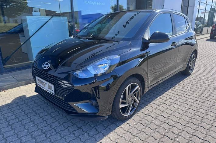 Sort Hyundai i10 fra 2024