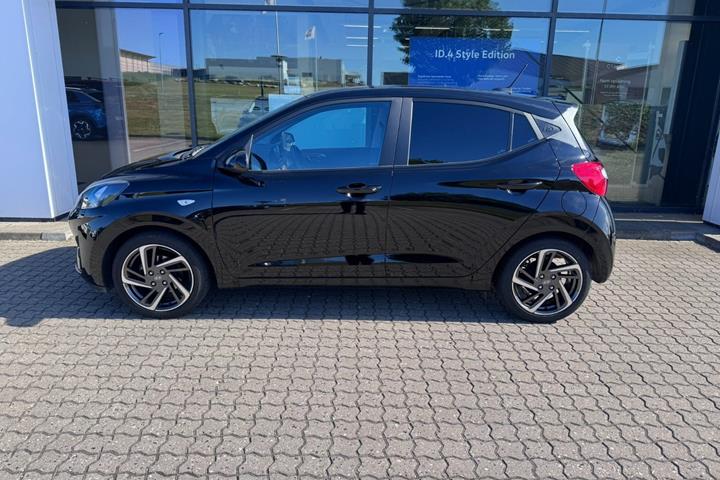Sort Hyundai i10 fra 2024