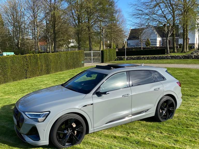 Audi e-tron 55 S-line quattro