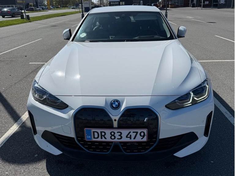 BMW i4 eDrive40 Charged Plus