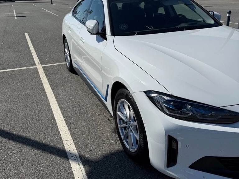 BMW i4 eDrive40 Charged Plus