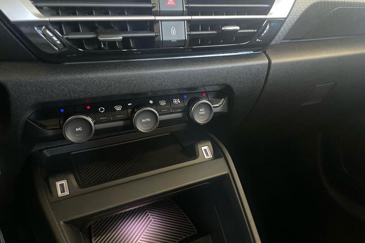 Hvid Citroën ë-C4 fra 2024