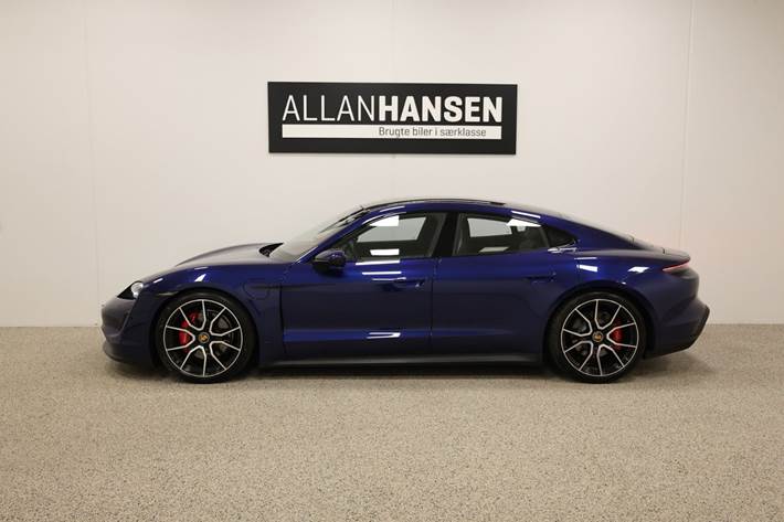 Blå Porsche Taycan 4S fra 2022