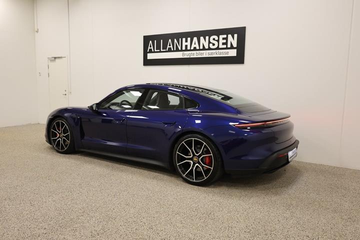 Blå Porsche Taycan 4S fra 2022