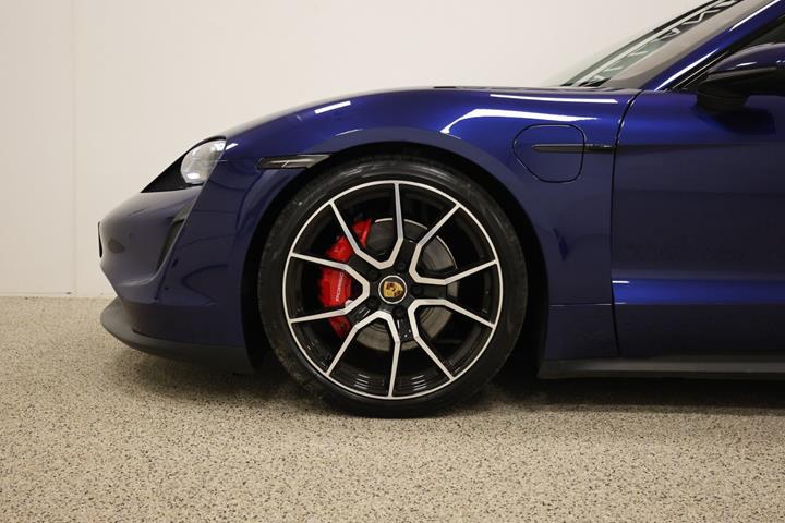 Blå Porsche Taycan 4S fra 2022