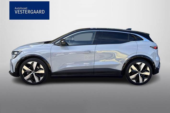 Grå Renault Megane E-Tech fra 2022