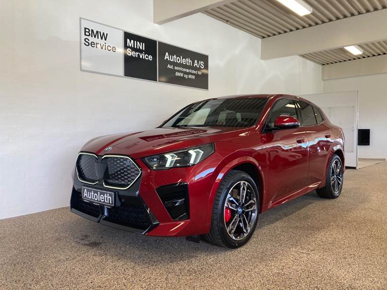 BMW iX2 xDrive30 M-Sport