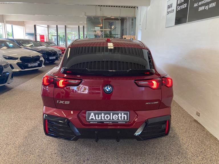 BMW iX2 xDrive30 M-Sport