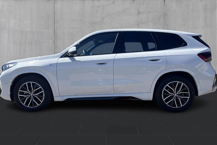 Hvid BMW iX1 fra 2023