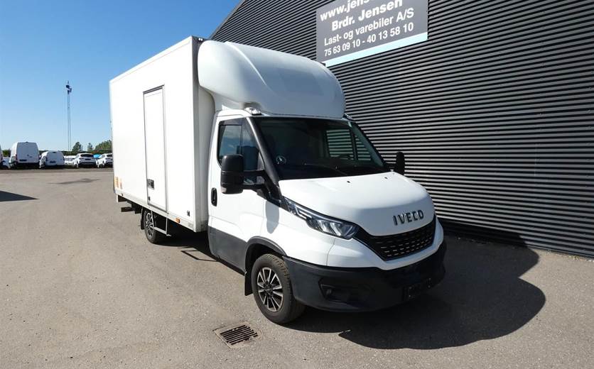Iveco Daily 2,3 35S16 Alukasse m/lift AG8