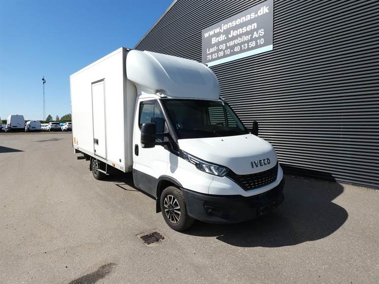 Iveco Daily 2,3 35S16 Alukasse m/lift AG8