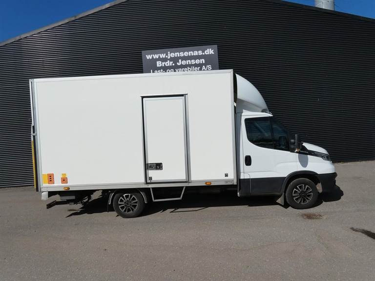 Iveco Daily 2,3 35S16 Alukasse m/lift AG8