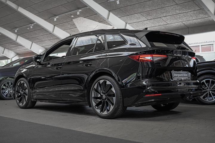 Sort Skoda Enyaq fra 2022