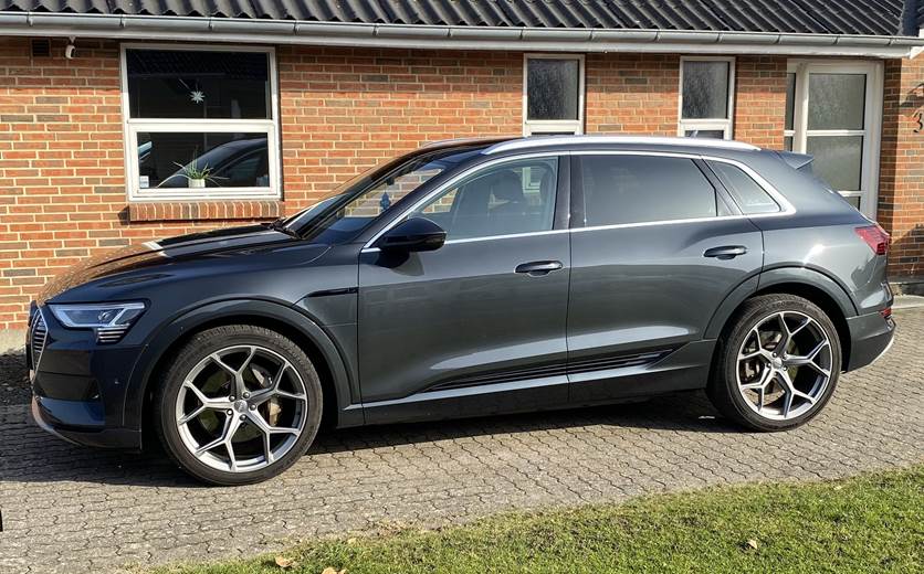 Audi e-tron 50