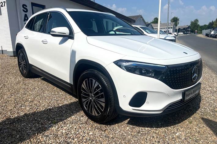 Hvid Mercedes EQA 250 fra 2025