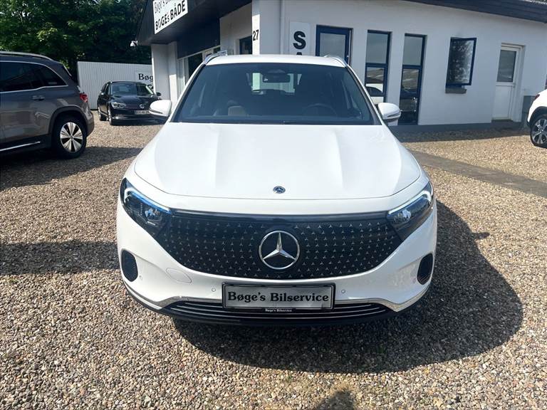 Mercedes EQA 250 Mercedes EQA250 Electric Art